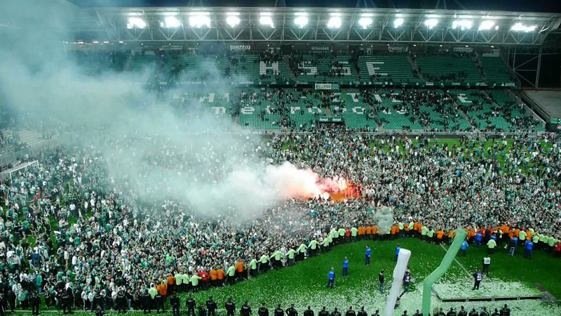 Stade, extrait du documentaire de Sara Millot intitulé Stadium
