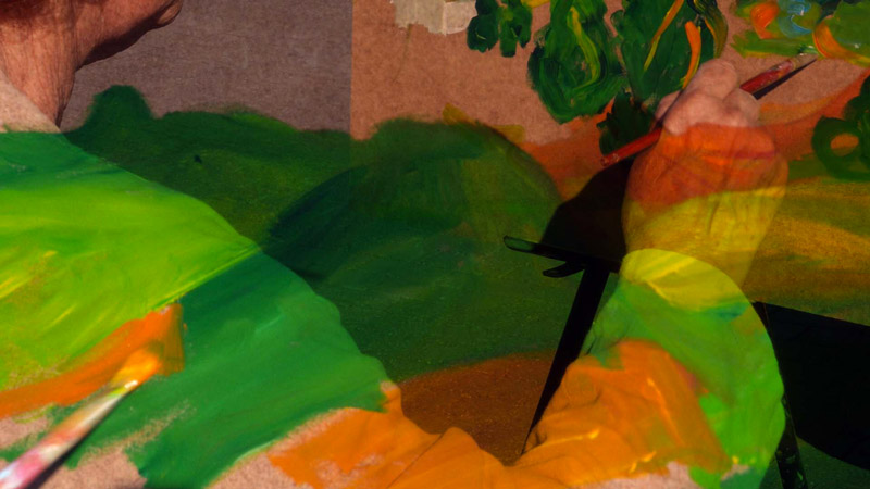 Projection sur une façade, photo de l'installation de Sara Millot intitulée Fata Morgana